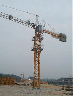 波坦塔机 安装在铜仁市经济开发区施工中